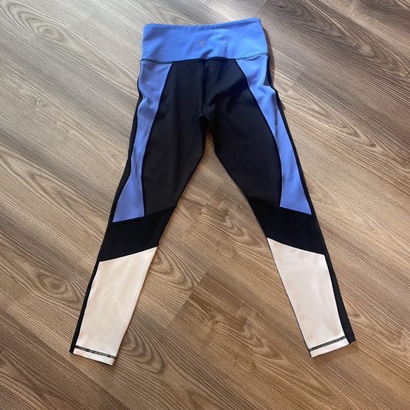 ZYIA Dark sky mesh light n tight size 4! - Picture 2 of 3